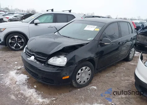2009 Volkswagen Rabbit S z USA, uszkodzony, nr VIN WVWDA71K09W065819